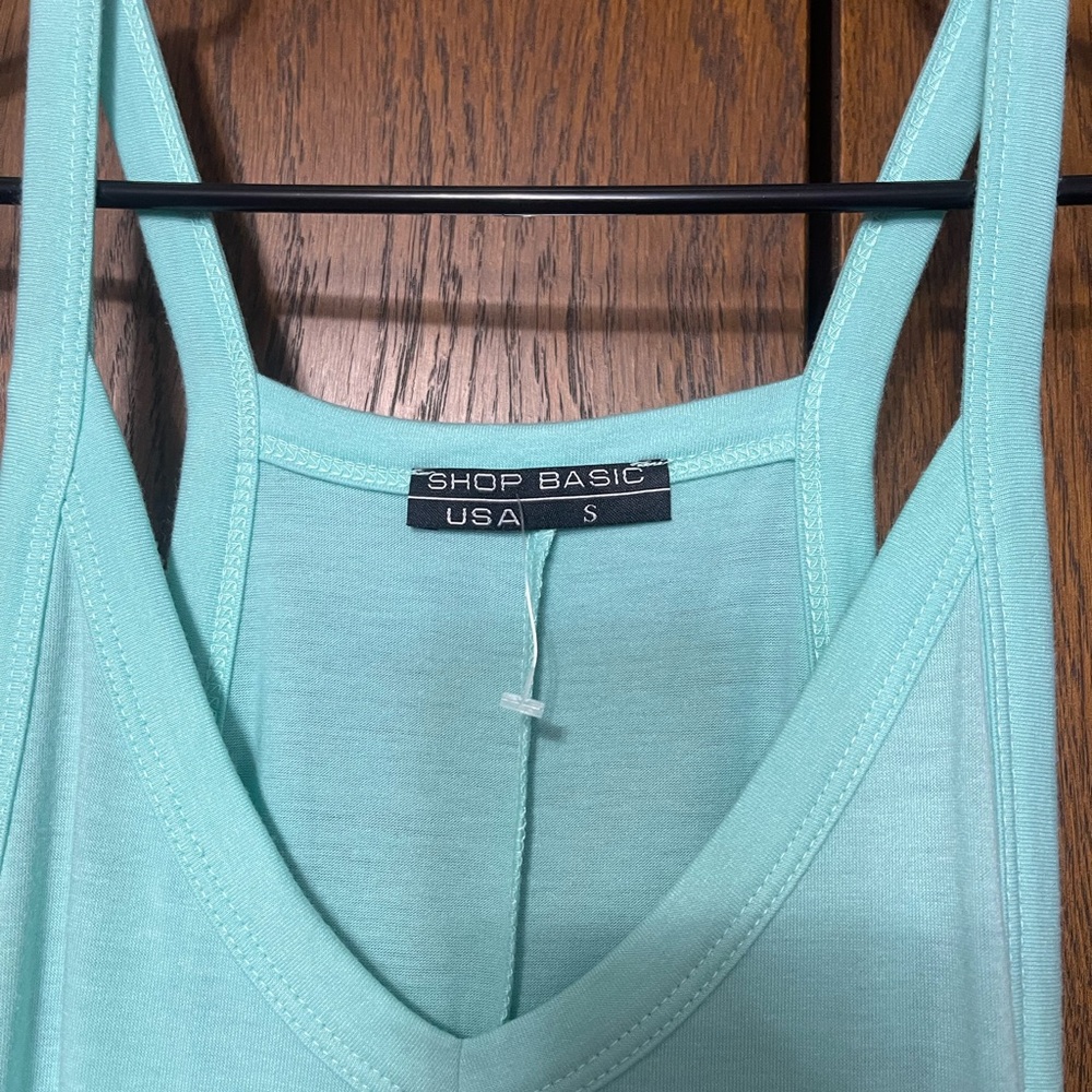 Shop Basic onesie - Picture 2 of 3